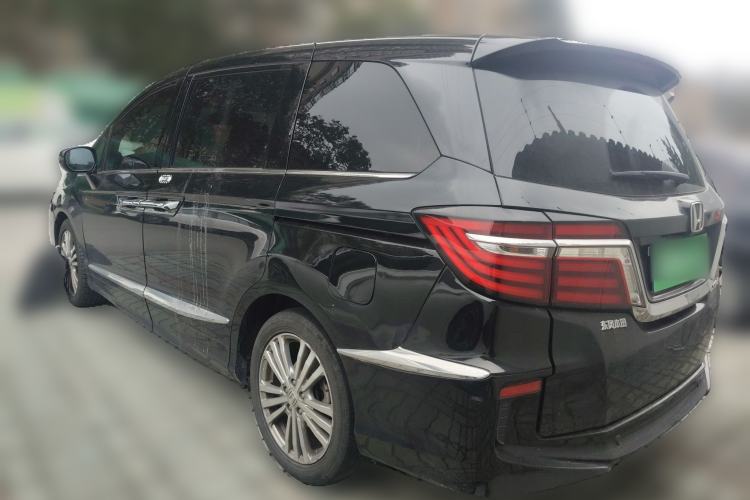 Used Honda Elysion 2016 2.4L Supreme Edition
