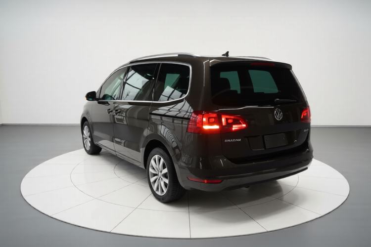 Used Volkswagen Sharan 2014 2.0 TSI Comfort Model

