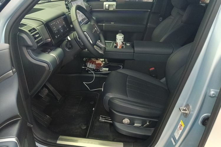 Used Formula Leopard Tai 7 2025 Model 190 km Four-Wheel Drive Ultra Edition
