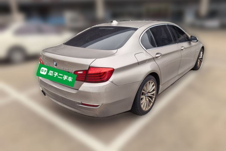 Used BMW 5 Series 2014 525Li Luxury Design Package Rear Right 45 Deg