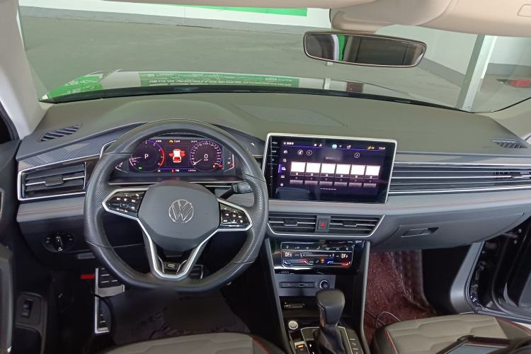 Used Volkswagen Tiguan L 2023 Restyled 330TSI Automatic Two-Wheel Drive R-Line Flagship Edition Center Console