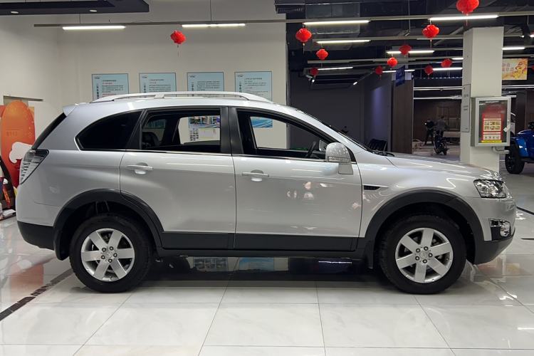 Used Chevrolet Captiva 2014 2.4L Two-Wheel Drive Urban Version 7 Seats