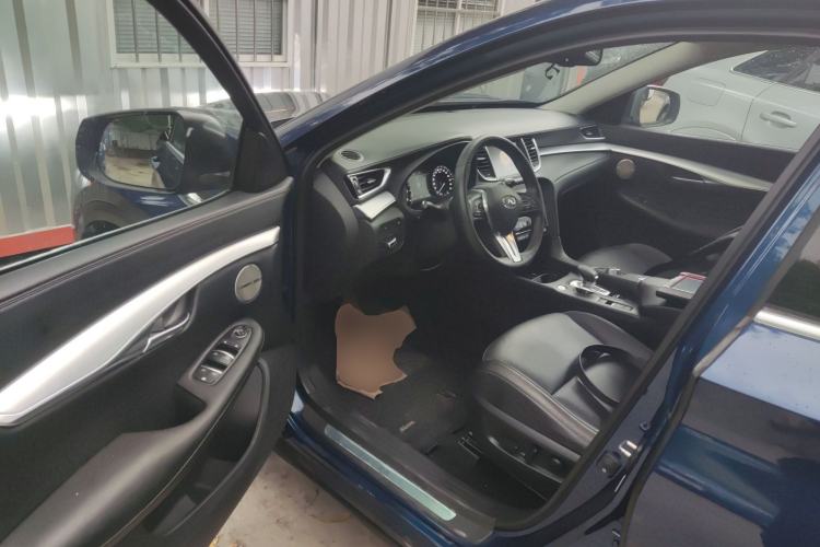 Used Infiniti QX50 2018 2.0T Two-Wheel Drive Fashion Edition
