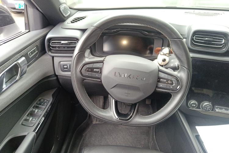 Used Lynk & Co 03 2022 2.0TD DCT JingPro Steering Wheel