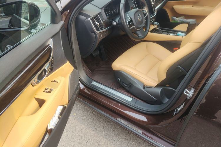 Used Volvo S90 2018 T4 Zhiyuan Edition