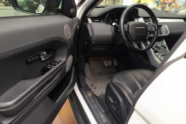 Used Land Rover Range Evoque 2013 2.0T 5-Door Ignite Edition Driver Seat