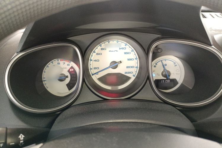 Used Everus S1 2013 1.5L Automatic Comfort Edition
