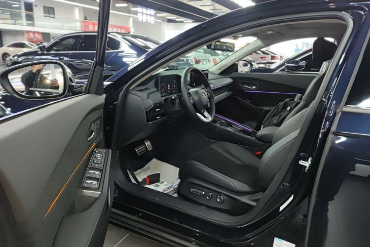 Used Honda Accord New Energy 2023 2.0L ePHEV Flagship Edition Driver Seat