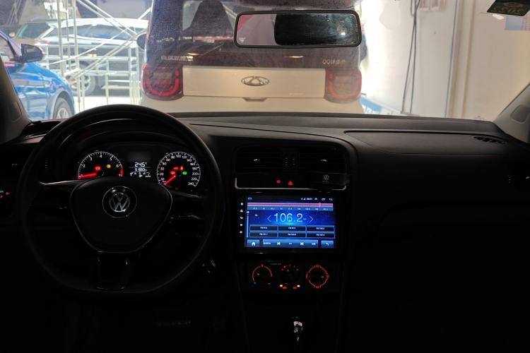 Used Volkswagen Polo 2016 1.4L Automatic Trendy Model Center Console