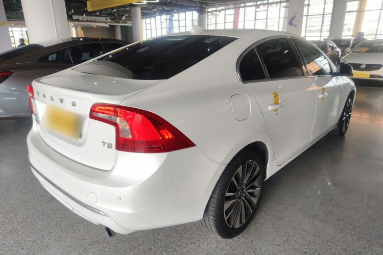 Used Volvo S60 2019 S60L T5 Smart Range Edition
