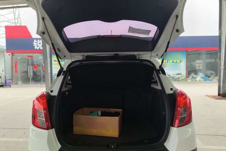 Used Buick Encore 2015 1.4T Automatic Two-Wheel Drive Urban Elite Version