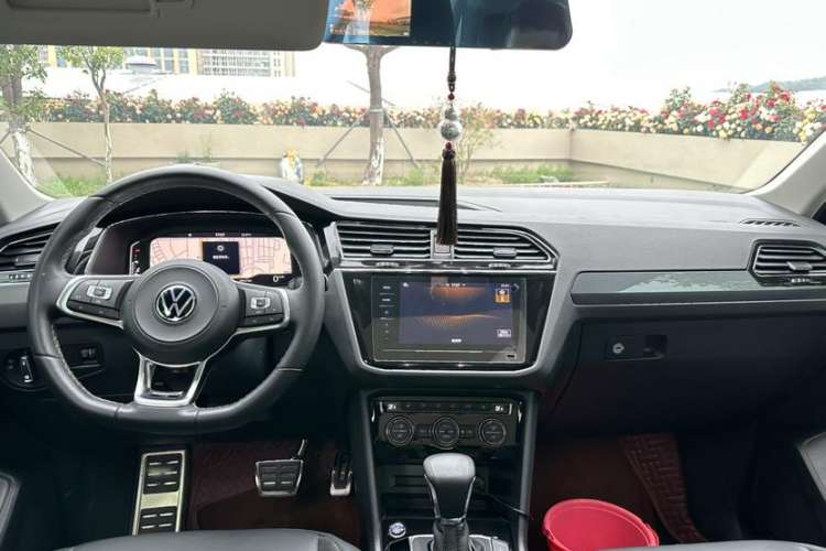 Used Volkswagen Tiguan L 2021 330TSI Automatic Two-Wheel Drive R-Line Enhanced Edition