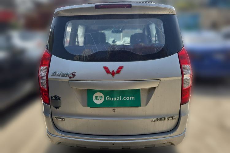 Used Wuling Hongguang 2014 1.5L S Standard Version Rear