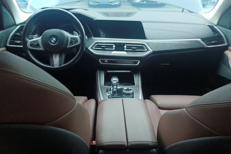 Used BMW X5 2021 Restyled xDrive30i M Sport Package Center Console