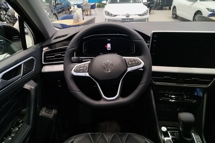 Used Volkswagen Tiguan L New Energy 2023 430 PHEV Plug-in Hybrid Prestige Edition
