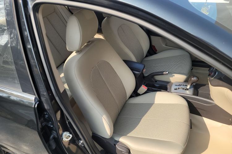 Used Hyundai Celesta 2011 1.6L Automatic Comfort Edition