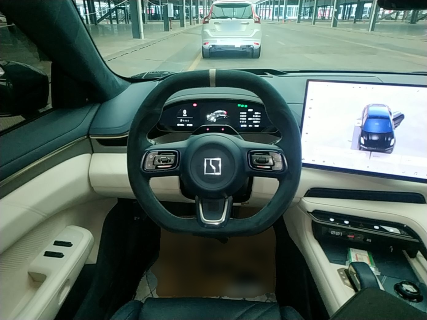 Zeekr 001 2024 YOU Edition 100 kWh All-Wheel Drive — снимка 13