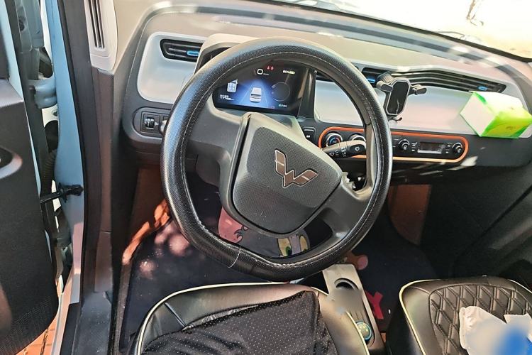 Used Wuling Hongguang MINIEV 2022 Macaron Fashion Model Lithium Iron Phosphate