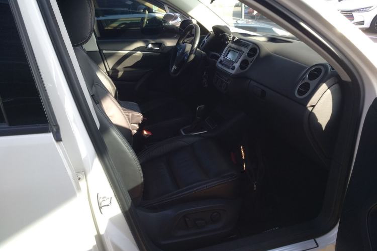 Used Volkswagen Tiguan L 2016 280TSI Automatic Two-Wheel Drive Silk Road Comfort Edition