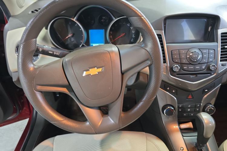 Used Chevrolet Cruze 2015 1.5L Classic SE AT
