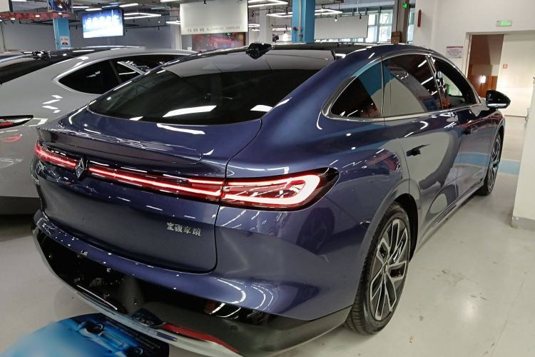 Used Baojun Enjoy 2025 All-Electric 600km Luxury Edition
