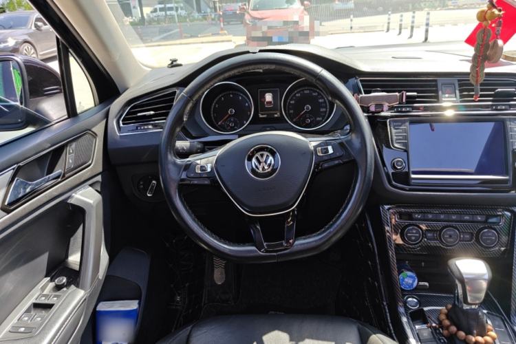 Used Volkswagen Tiguan L 2018 330TSI Automatic Two-Wheel Drive Luxury Edition
