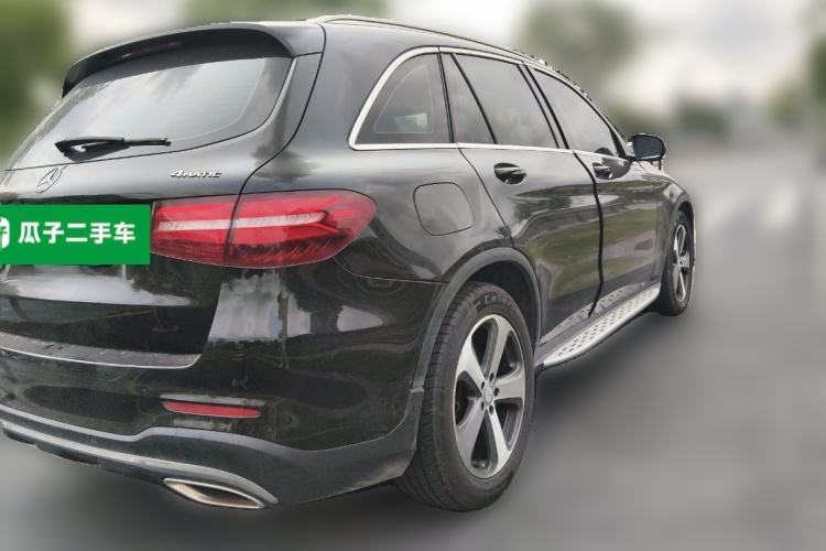 Used Mercedes-Benz GLC 2017 GLC 260 4MATIC Luxury Model Rear Right 45 Deg