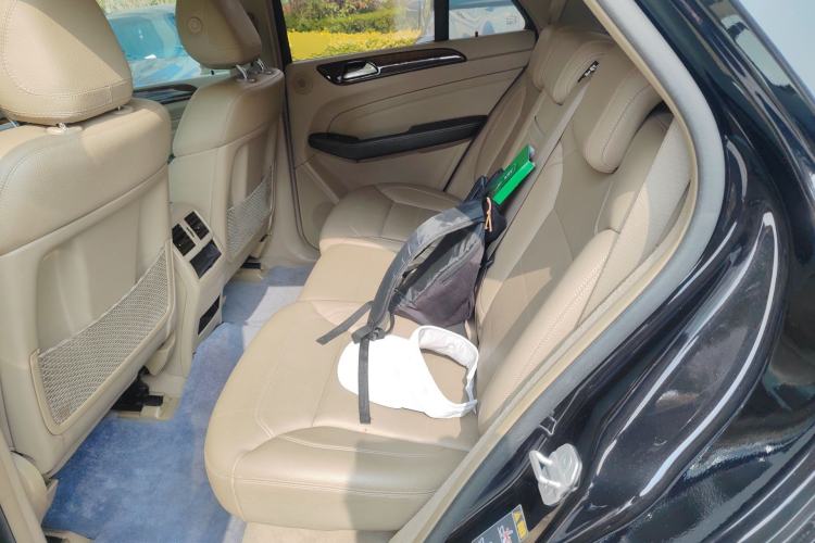 Used Mercedes-Benz M-Class 2014 ML 400 4MATIC Dynamic Model