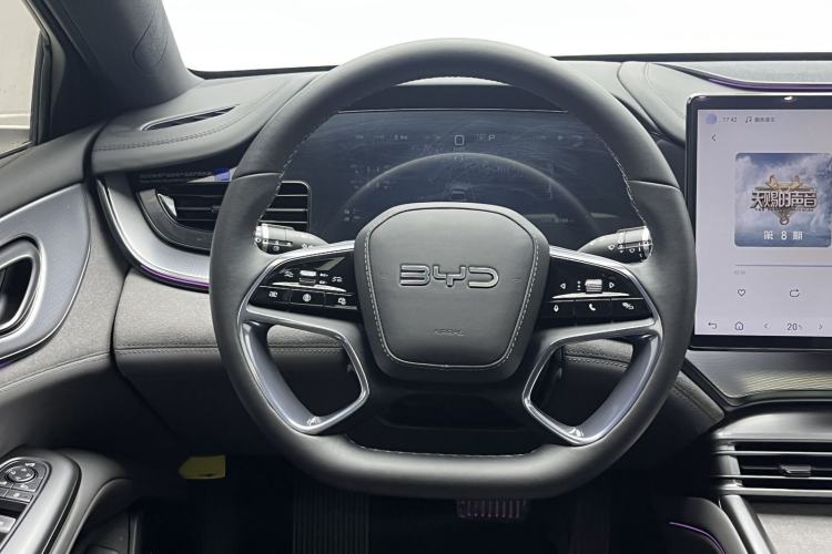 Used BYD Seal 07 DM-i 2025 DM-i 1.5L 125km Luxury Model Interior 3