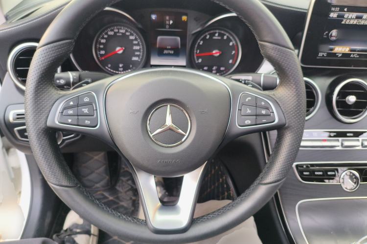 Used Mercedes-Benz C-Class 2018 C 180 L Fashion Edition Sport Version Steering Wheel
