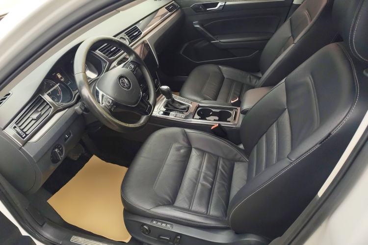 Used Volkswagen Passat 2016 330TSI DSG Prestige Edition Left Front Seat