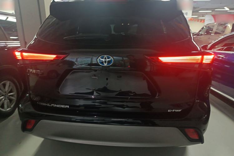 Used Toyota Highlander 2022 Dual-Engine 2.5L Four-Wheel Drive Prestige Version 7 Seats
