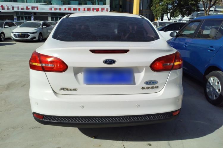 Used Ford Focus 2015 Sedan 1.6L Automatic Trend Model
