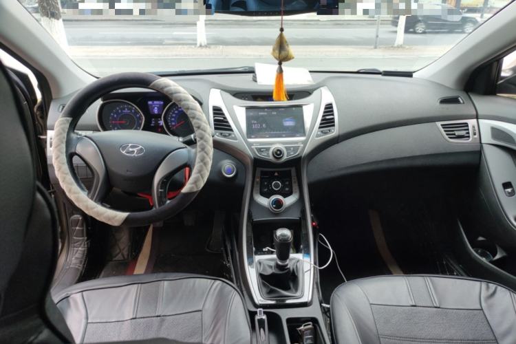 Used Hyundai Elantra (5th Generation / Langdong) 2016 1.6L Manual Luxury Model