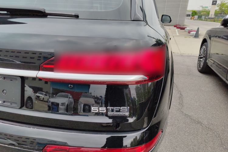 Used Audi Q7 2023 55 TFSI quattro S line Sport Edition Right Rear Taillight