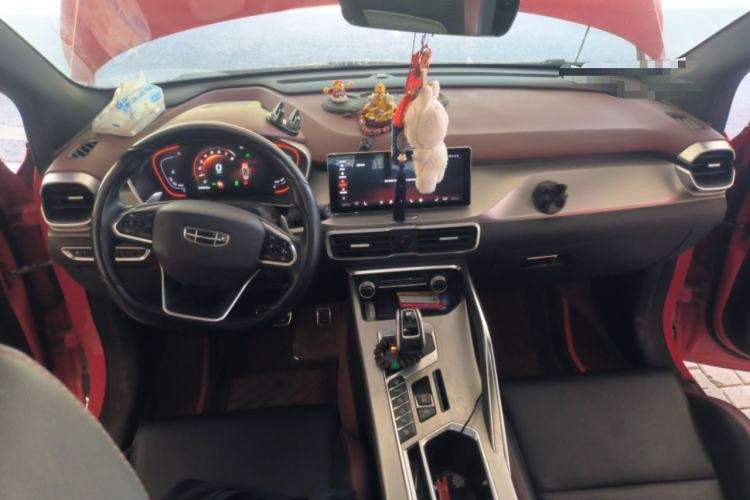 Used Geely Auto Coolray 2019 Sport Version 260T DCT Battle China VI Standard Center Console