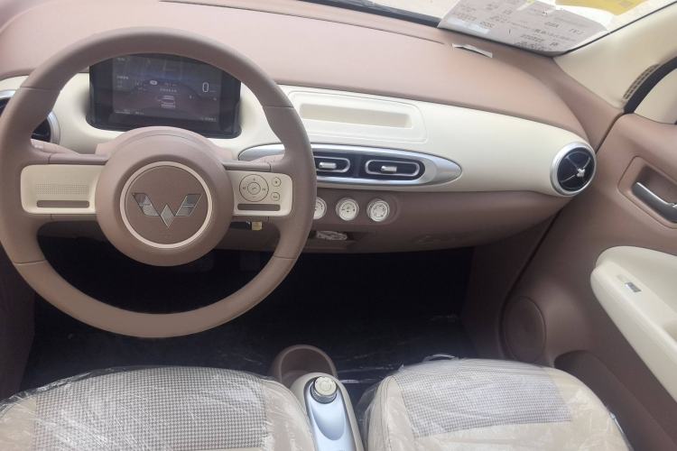 Used Wuling Hongguang MINIEV 2025 Four-Door Version Advanced Edition