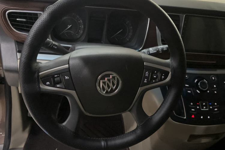 Used Buick GL8 2018 28T Comfort Model China VI Standard