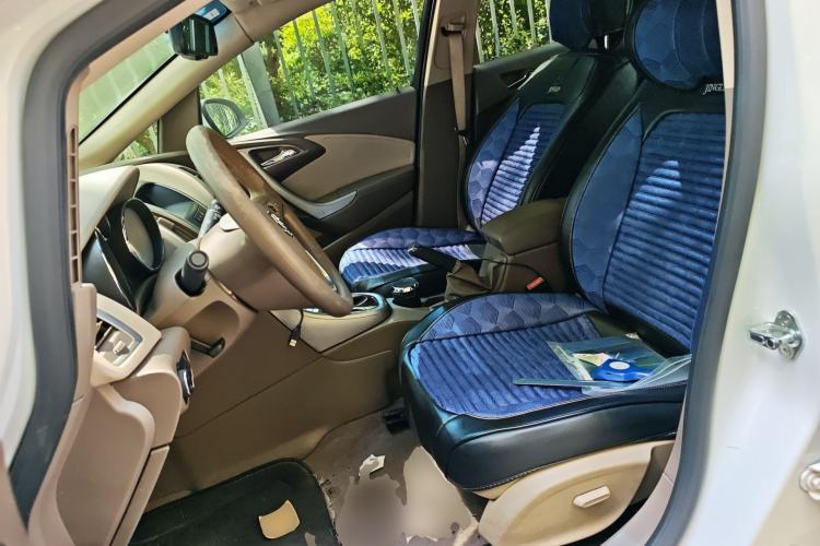 Used Buick GT 2013 GT 1.6L Automatic Fashion Edition Left Front Seat