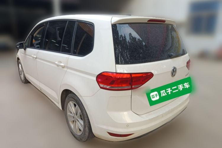 Used Volkswagen Touran 2016 Volkswagen Touran L 280TSI Manual Trend Edition
