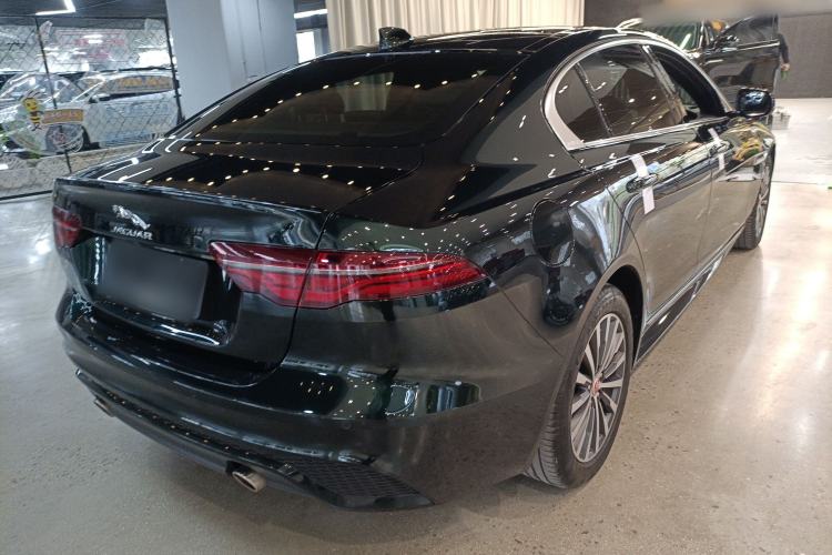 Used Jaguar XEL 2023 2.0T 200 PS R-DYNAMIC Youth Sports Edition
