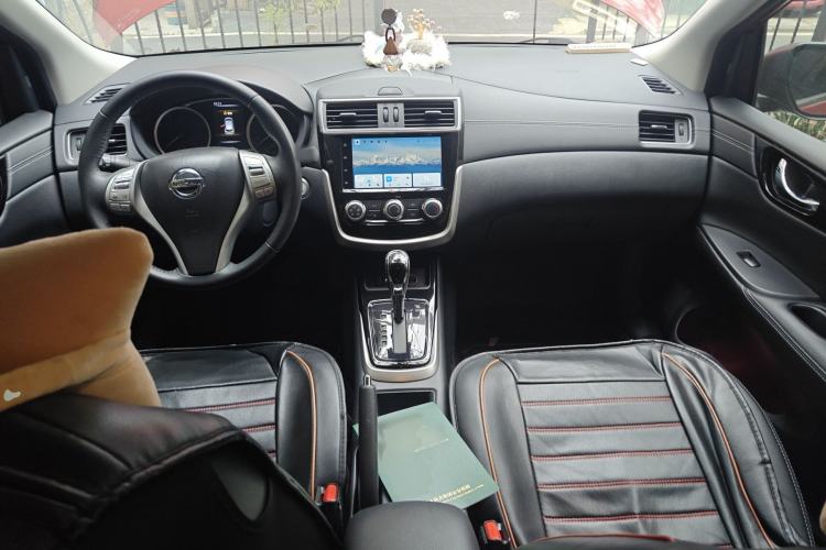 Used Nissan Tiida 2021 1.6L CVT Smart Drive Edition Center Console