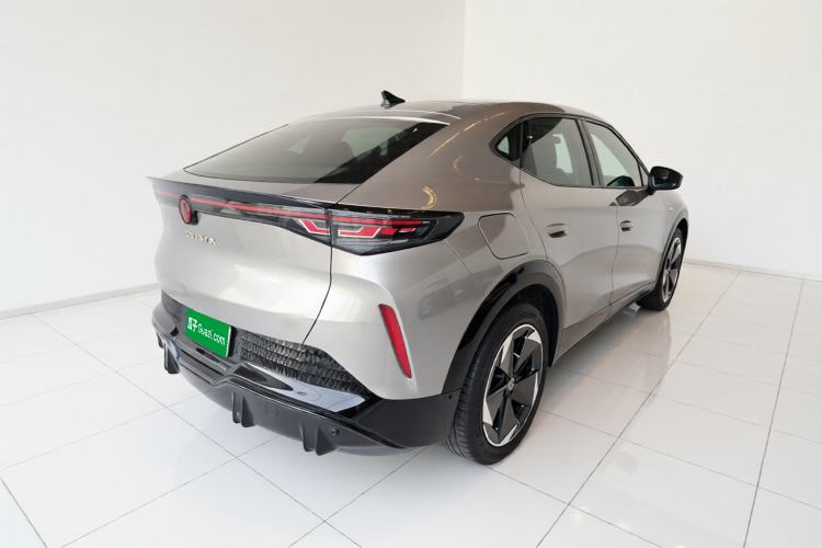 Used Volkswagen ID.UNYX 2024 Revised Pro Long-Range Version Rear Right 45 Deg