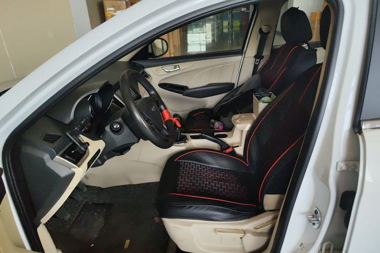 Used Chery Arrizo 7 2015 1.6L Manual ZhiShang Edition Left Front Seat