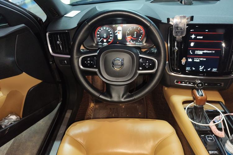 Used Volvo S90 2017 T5 Smart Luxury Edition