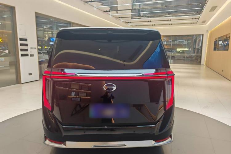 Used GAC Trumpchi Xiangwang M8 2025 Kunkun Series Ultra First-Class Cabin
