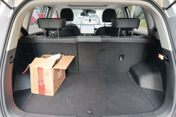 Used AION Y 2023 Younger Star Edition
