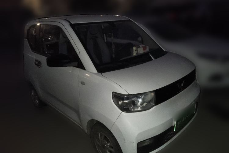 Used Wuling Hongguang MINIEV 2020 Zizai Version Lithium-NMC Front Right 45 Deg