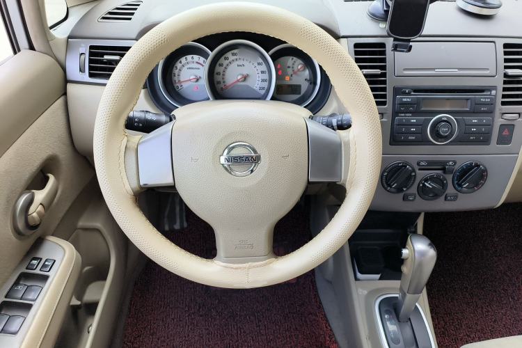 Used Nissan Tiida 2008 1.6L Automatic Fashion Edition Steering Wheel