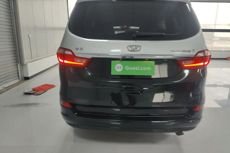Used Huasong 7 2017 2.0T Automatic Standard Edition
